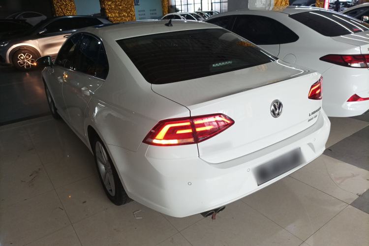 Used Volkswagen Lamando 2015 280TSI DSG Comfort Edition Rear Left 45 Deg