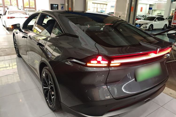 Used Deepal L07 2024 230Max Qiankun Intelligent Driving ADS SE Range-Extended Version
