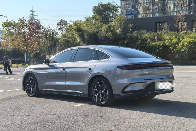 Used BYD Han 2022 EV Genesis Edition 715 km Front-Wheel-Drive Flagship Model
