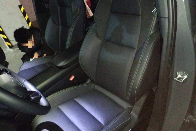 Used Lynk & Co 06 EM-P 2023 EM-P 126 Long-Range Halo Left Front Seat