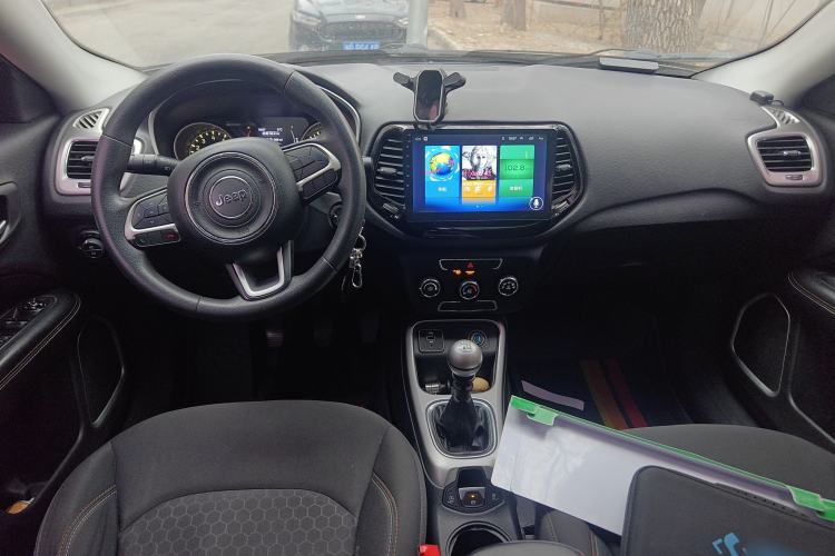 Used Jeep Compass 2017 200T Manual Enjoy Edition