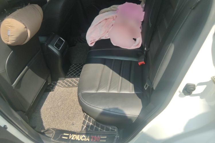 Used Venucia T90 2017 2.0L CVT Smart Edition