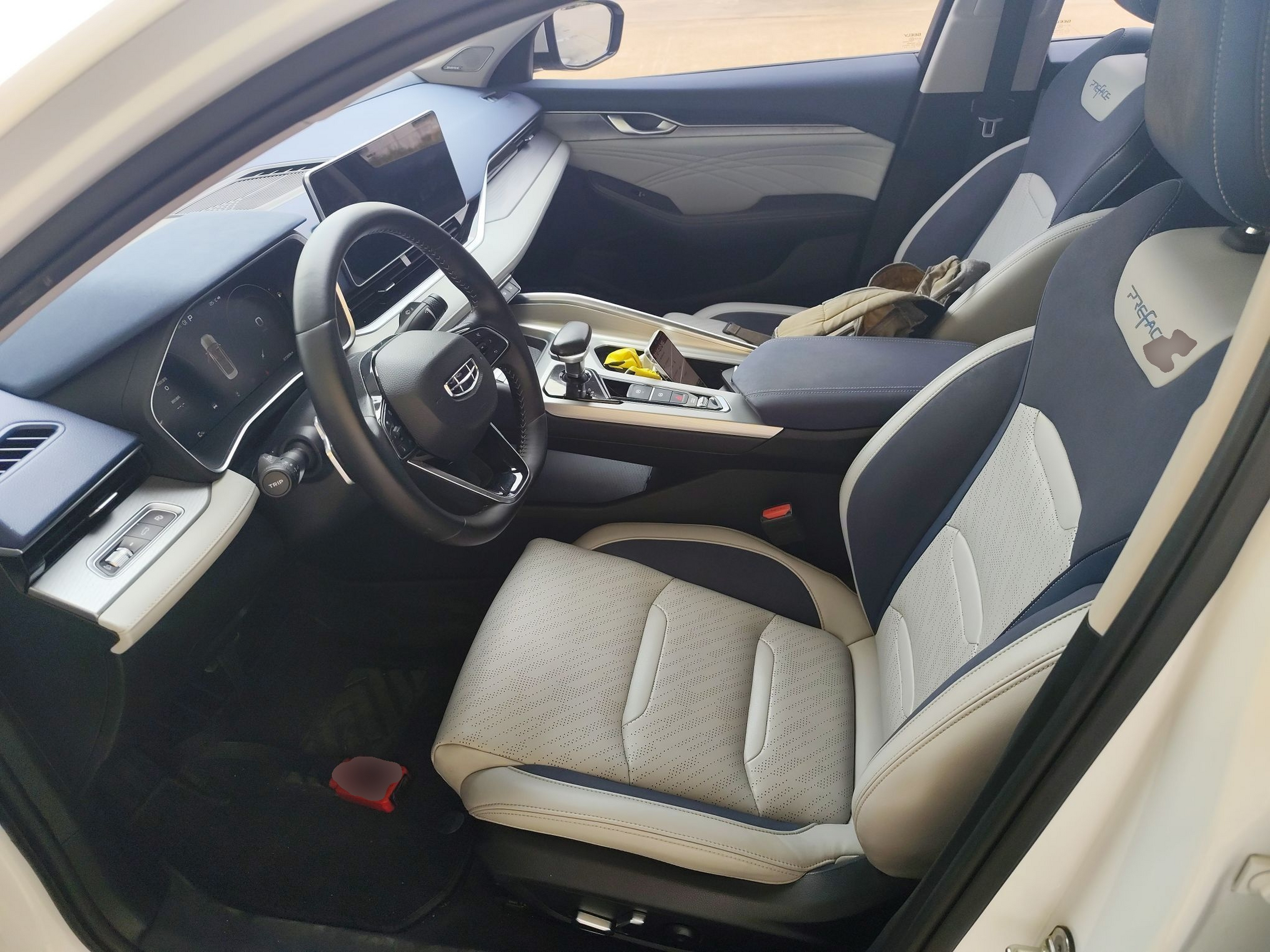 Interior delantero
