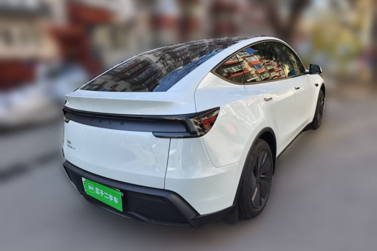 Used Tesla Model Y 2025 Rear-Wheel-Drive Version
