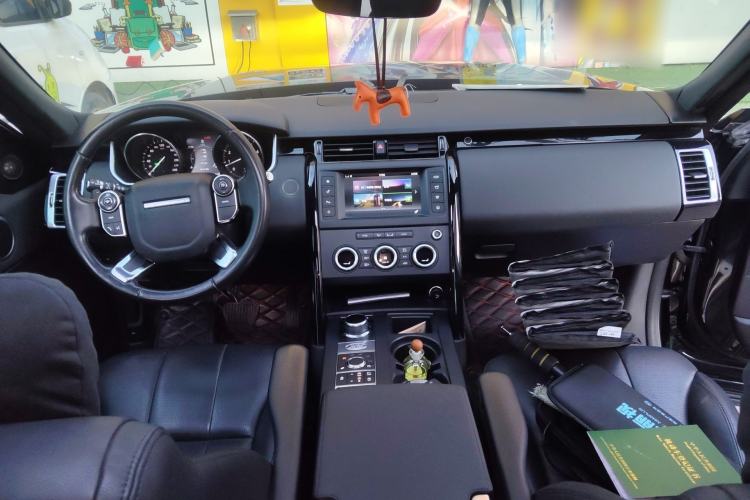 Used Land Rover Discovery 2017 3.0 SC V6 SE
