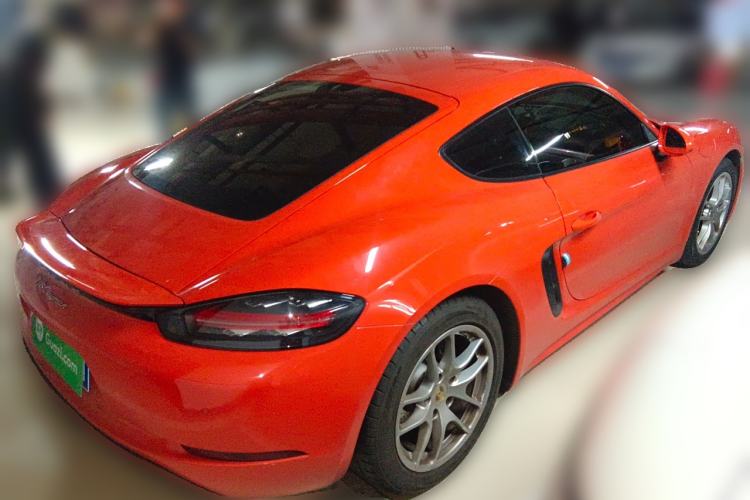 Used Porsche 718 2016 Cayman 2.0T Rear Right 45 Deg