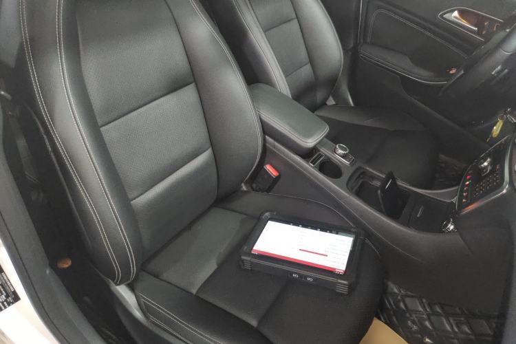 Used Mercedes-Benz GLA 2015 GLA 220 4MATIC Luxury Model Right Front Seat