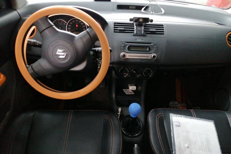 Used Suzuki Swift 2016 1.5L Manual Fashion Edition Cool Play Version
