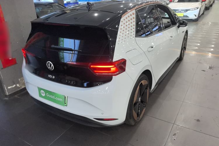Used Volkswagen ID.3 2021 1st Edition ID. First Impression Edition Rear Right 45 Deg