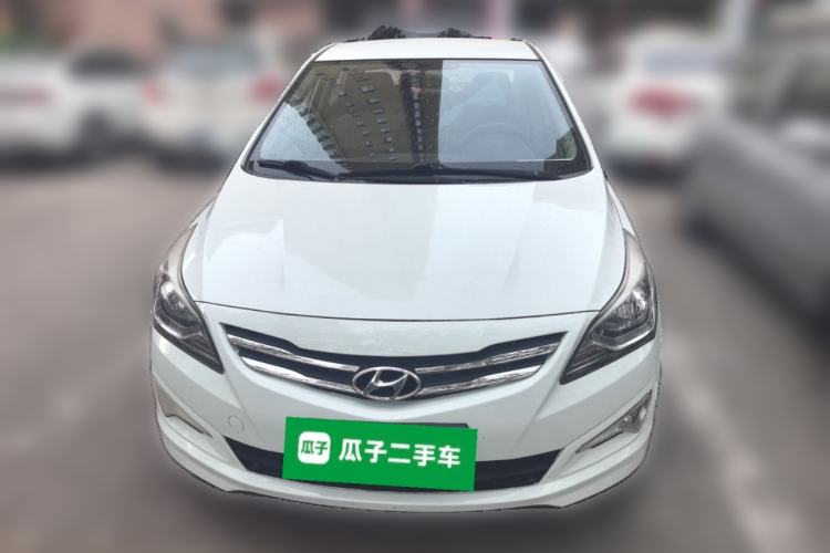 Used Hyundai Verna (older generation) 2014 1.4L Manual Smart GLS Trim Front