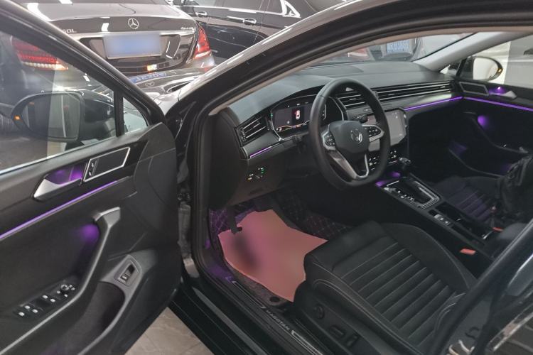 Used Volkswagen Magotan 2020 330TSI DSG Leading Model Driver Seat