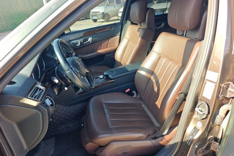 Used Mercedes-Benz E-Class 2014 Facelift E 300 L
