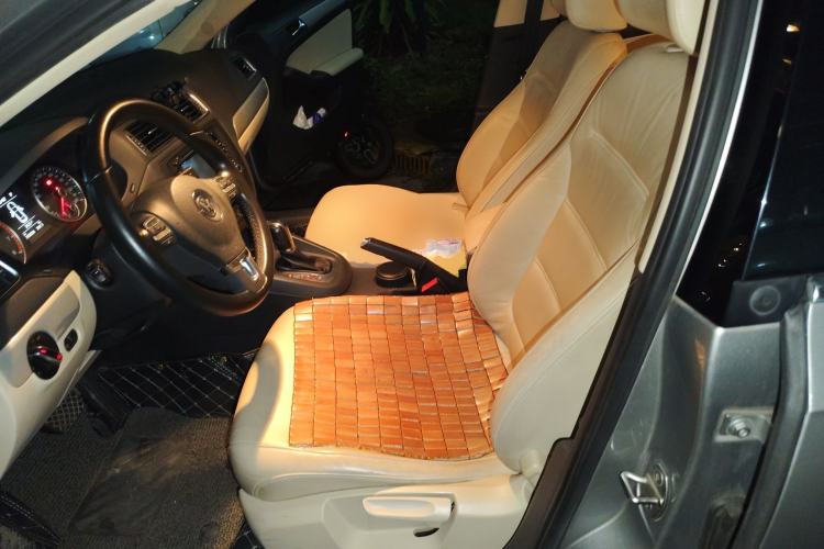 Used Volkswagen Sagitar 2012 1.4TSI Automatic Luxury Edition
