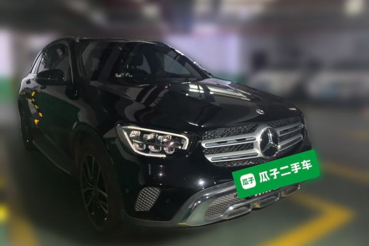 Used Mercedes-Benz GLC 2022 Refreshed GLC 260 L 4MATIC Dynamic Edition Front Right 45 Deg