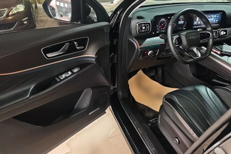 Used Chery Tiggo 9 2023 2.0T Automatic Two-Wheel Drive Luxury Edition 5 Seats Driver Seat