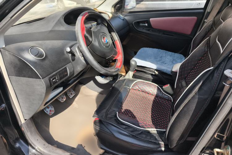 Used Geely Auto Golden Eagle 2011 Cross 1.5L Manual Standard VVT Left Front Seat