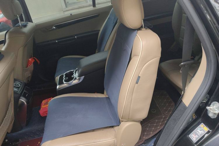 Used Mercedes-Benz R-Class 2014 R 320 4MATIC Luxury Model Left Rear Seat