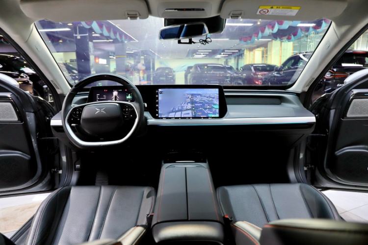 Used XPeng P7 2020 586N Interior 5