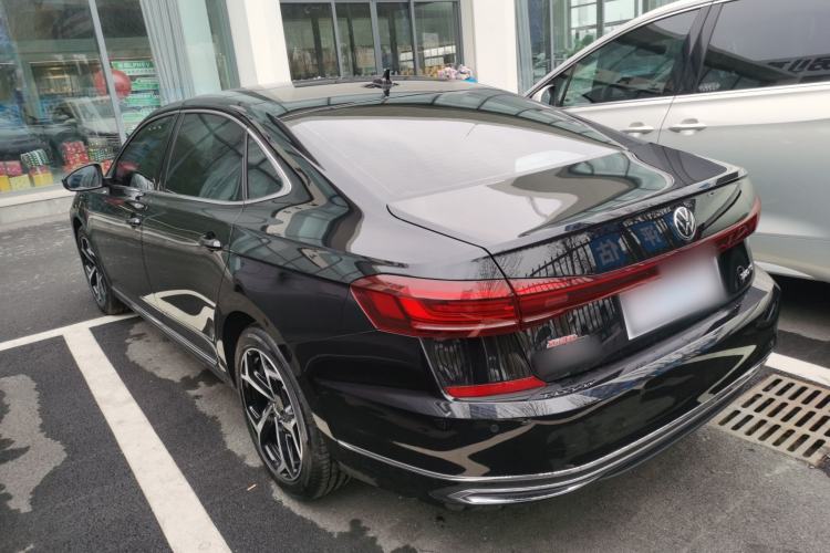 Used Volkswagen Passat 2024 380TSI Starry Dragon Edition