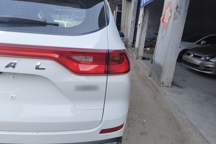 Used Haval M6 2021 PLUS 1.5T DCT Luxury Smart Connectivity Model
