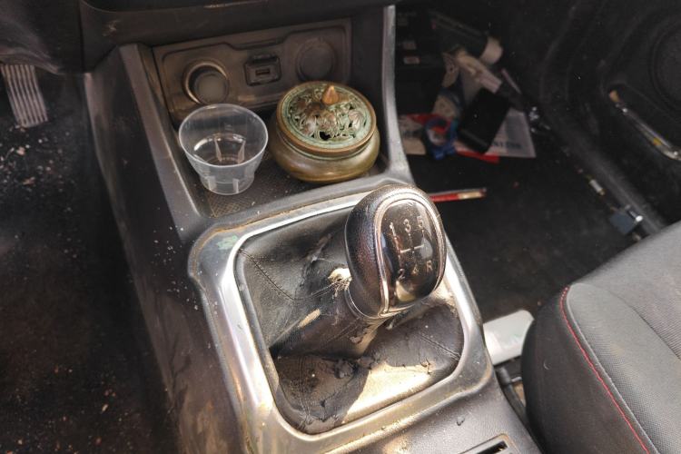 Used CHANGAN OSHAN X70A 2018 1.5L Manual Comfort Model
