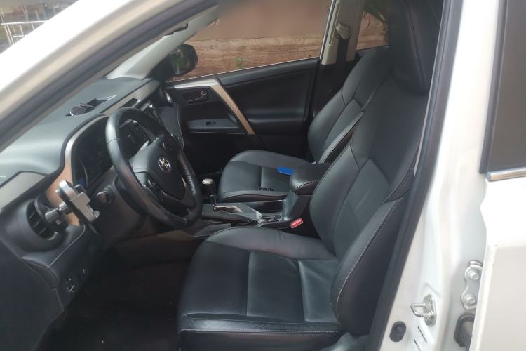 Used Toyota RAV4 2015 2.5L Automatic 4x4 Elite Edition
