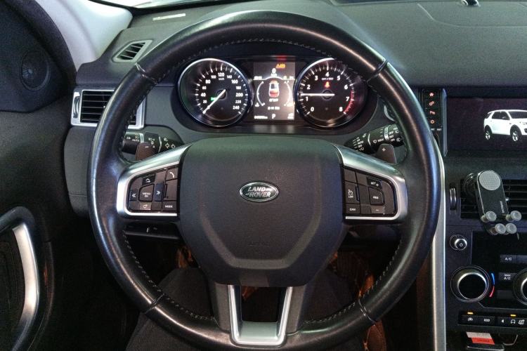 Used Land Rover Discovery Sport 2017 2.0T SE Steering Wheel