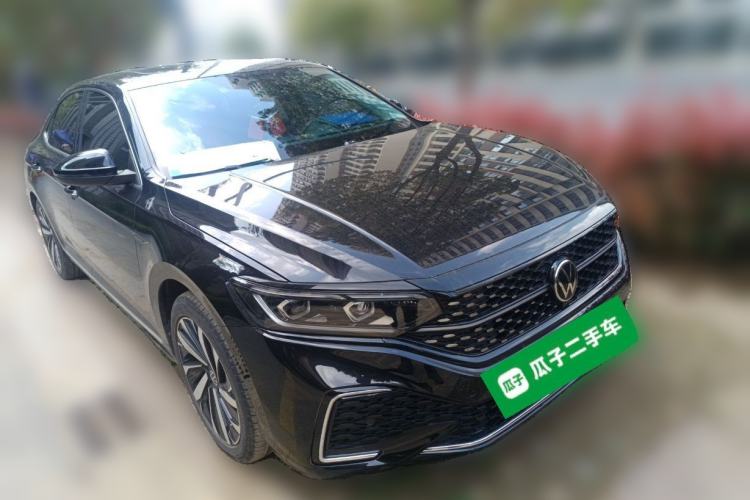 Used Volkswagen Passat 2022 330TSI Starry Luxury Edition