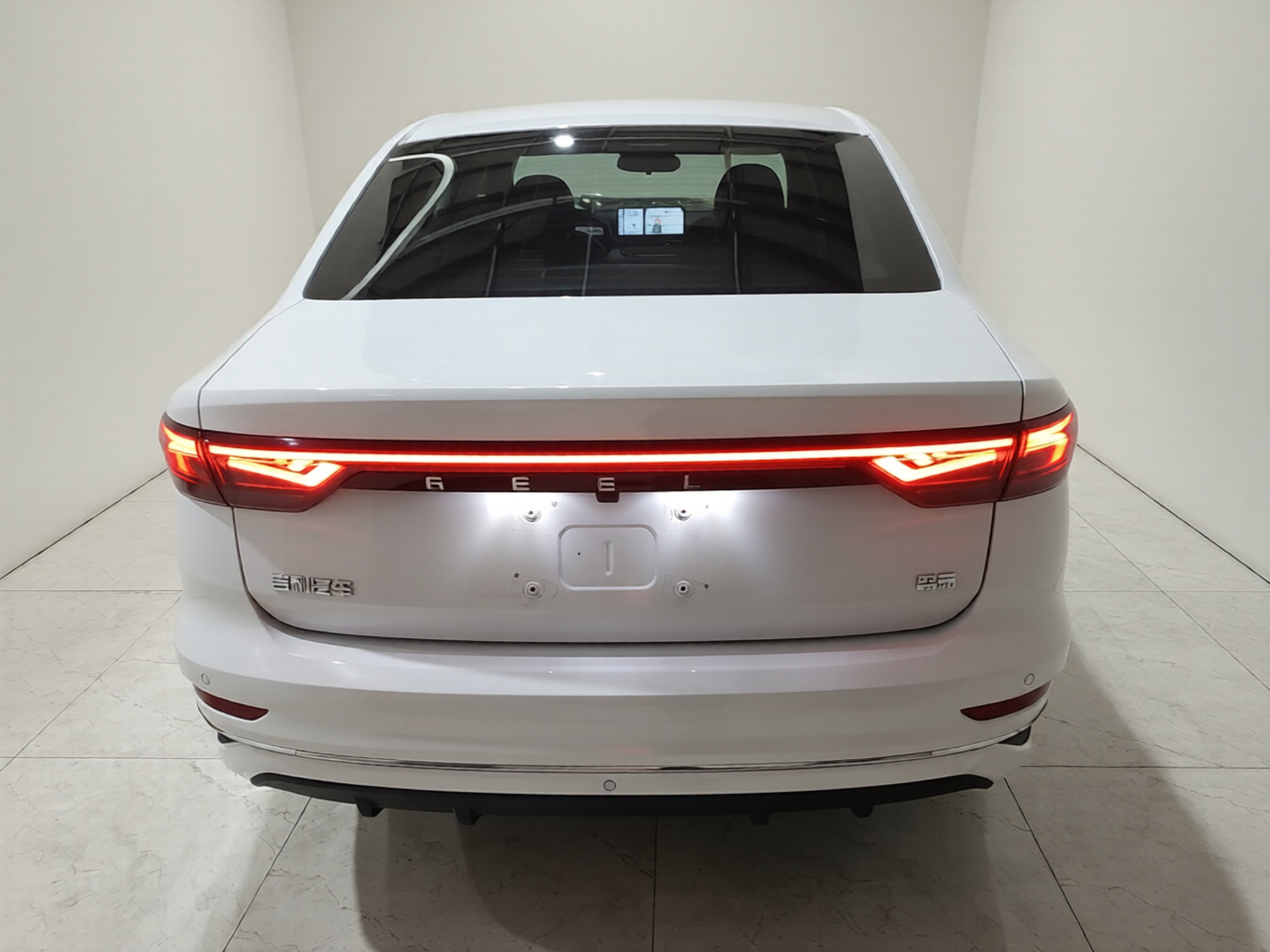 Geely Auto Emgrand 2025 4th Generation 1.5L CVT Flagship Version — снимка 3