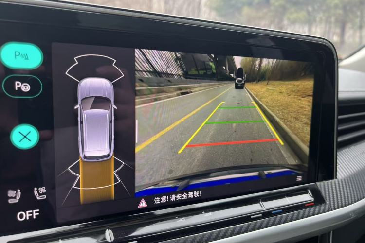 Used Volkswagen Tavendor 2024 380TSI All-Wheel-Drive R-Line Cruise Premium Edition
