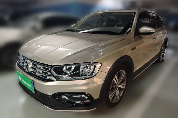 Used Volkswagen C-TREK 2018 1.5L Automatic Luxury Edition