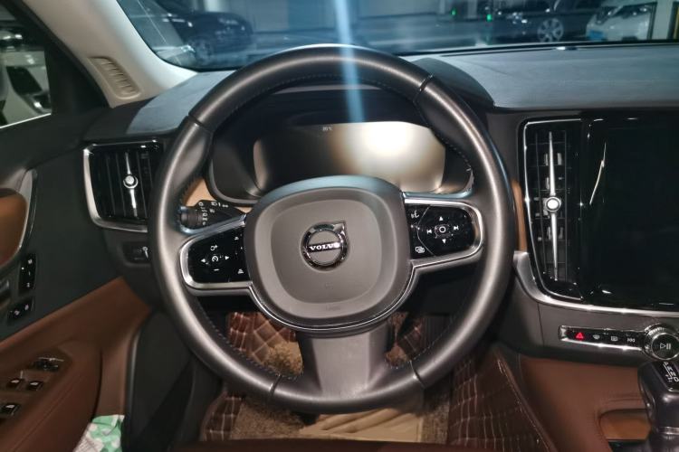Used Volvo S90 2020 T5 Zhiyi Luxury Edition
