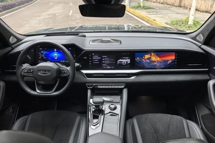 Used Geely Auto Monjaro L 2024 2.0TD High-Power Automatic Two-Wheel Drive Skyline Edition
