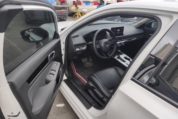 Used Honda Civic 2022 240TURBO CVT Dynamic Edition
