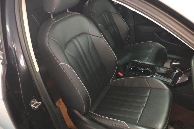 Used Volkswagen Passat 2023 330TSI Starry Elite Edition
