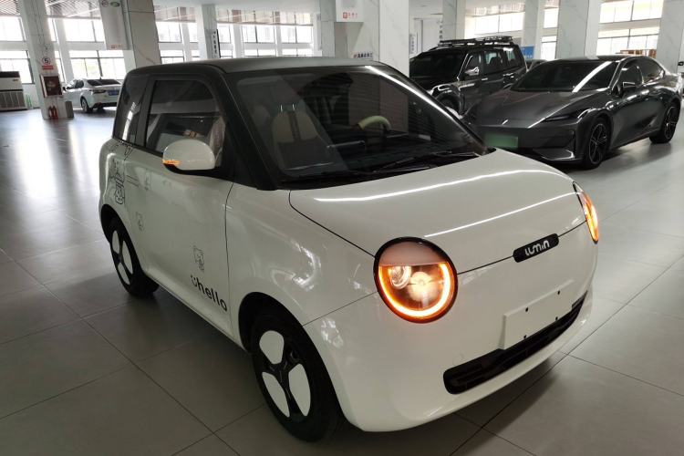 Used CHANGAN Lumin 2022 155 km – Refreshingly Sweet Edition Front Right 45 Deg