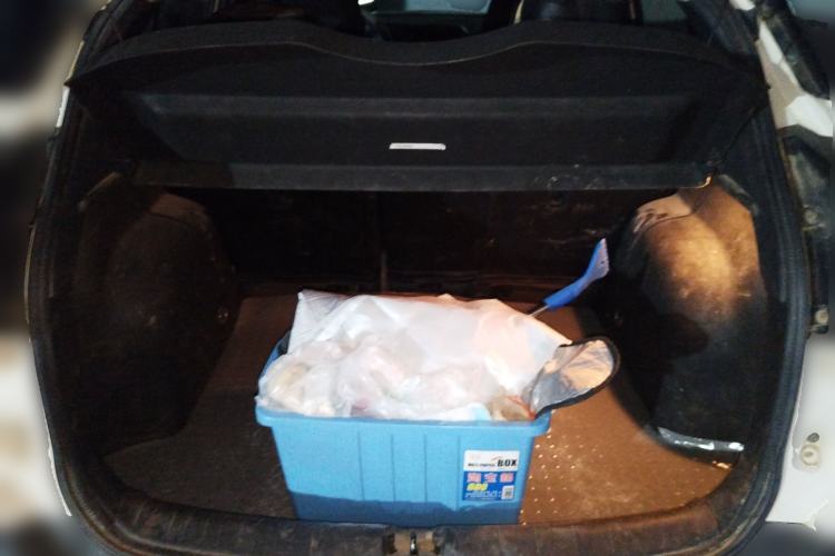 Used Nissan Kicks 2017 1.5L CVT Cool Enjoy Edition Trunk