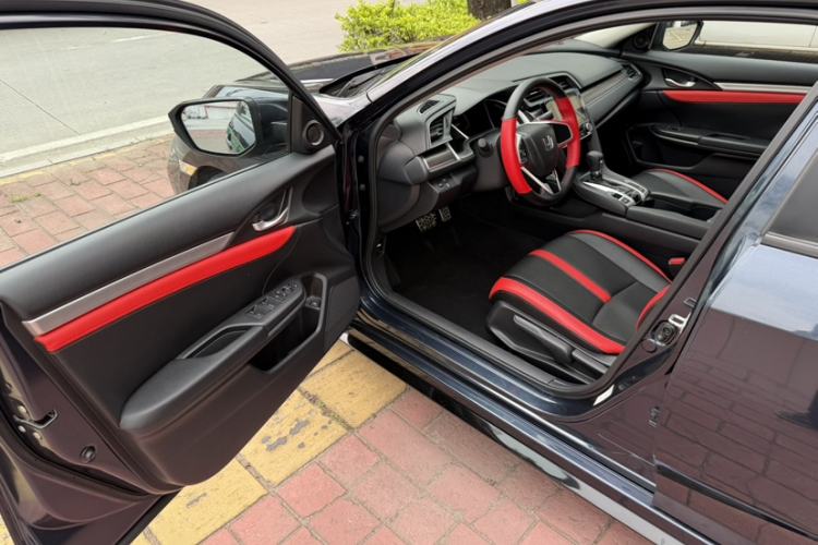 Used Honda Civic 2019 220TURBO CVT Dynamic Edition China VI Emission Standard Interior 2