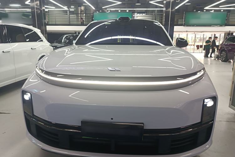 Used Li Auto L7 2023 Max model Front