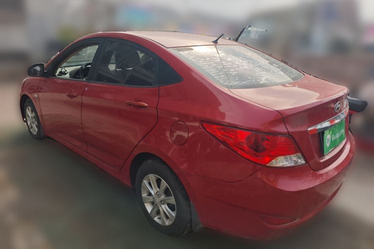 Used Hyundai Verna (older generation) 2010 Sedan 1.4L Manual Comfort GS
