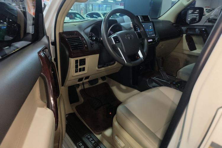 Used Toyota Prado 2017 2.7L Parallel Import