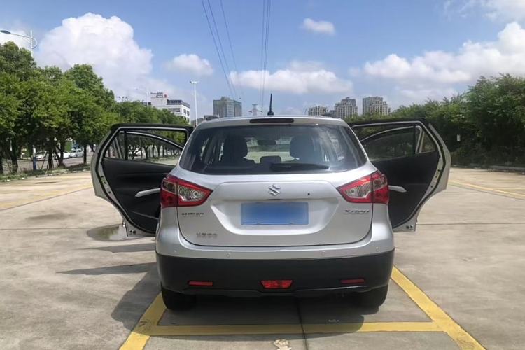 Used Suzuki S-Cross 2014 1.6L CVT Two-Wheel Drive Entry Model