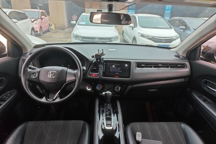 Used Honda Vezel 2017 1.8L CVT Front-Wheel Drive Pioneer Edition