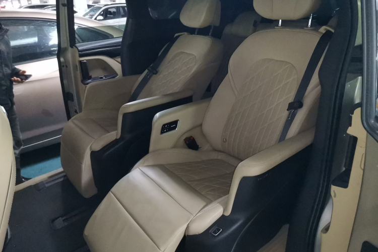 Used Buick GL8 2022 ES Land Cruiser 653T Luxury Model