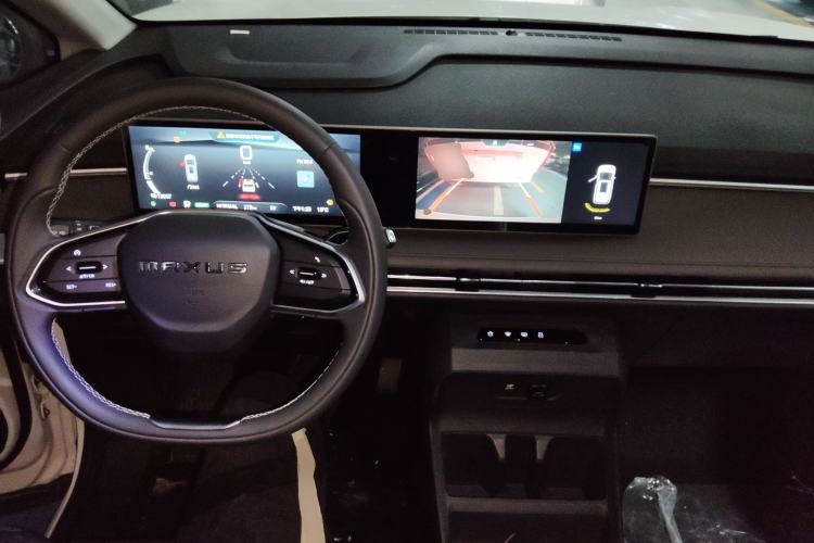 Used SAIC MAXUS Dajia 7 2024 Revised Version Super Hybrid Long-Range Edition Enjoyment Version Center Console