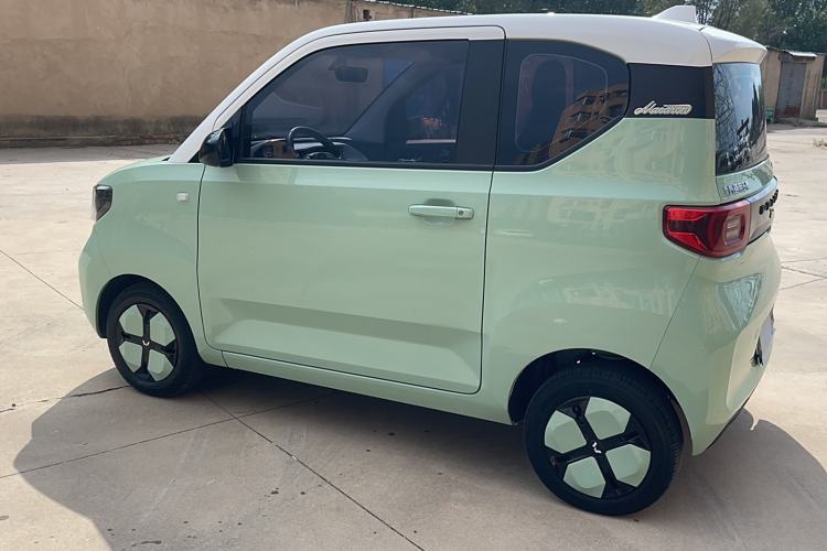 Used Wuling Hongguang MINIEV 2021 Macaron Premium Model – Lithium Iron Phosphate