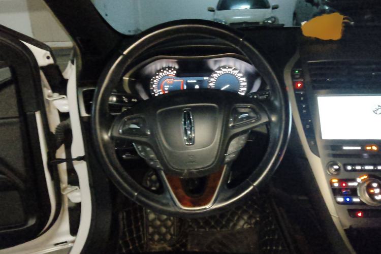 Used Lincoln MKZ 2018 2.0T Premium Edition
