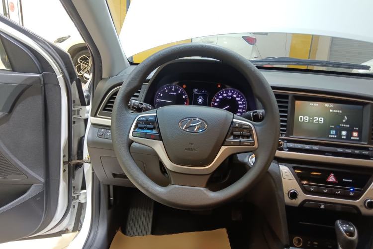 Used Hyundai Elantra (6th Generation / Lingdong) 2016 1.6L Automatic ZhiXuan – Elite Version