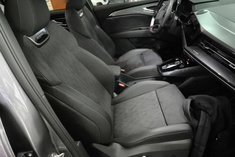 Used Audi Q5 e-tron 2022 50 e-tron quattro edition one Artistic Collection Edition