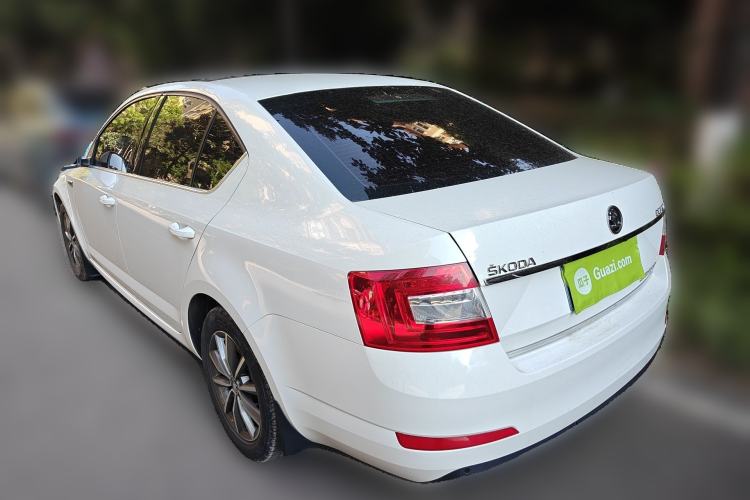 Used Skoda Octavia 2017 Classic Model 1.6L Automatic Comfort Edition Rear Left 45 Deg